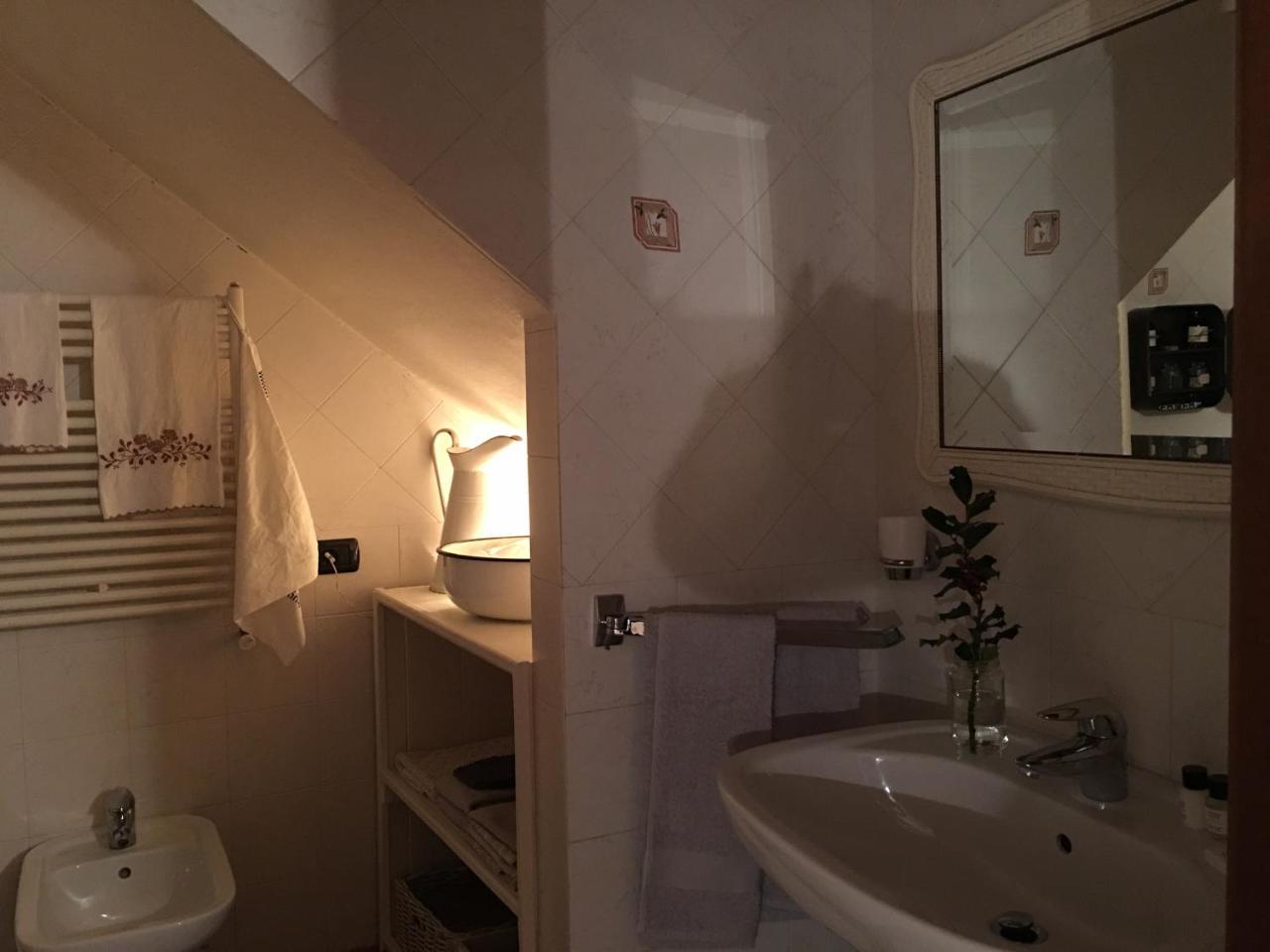 Casa Vacanza Castagna Nesso Buitenkant foto